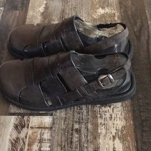 Men’s 13 Born sandals